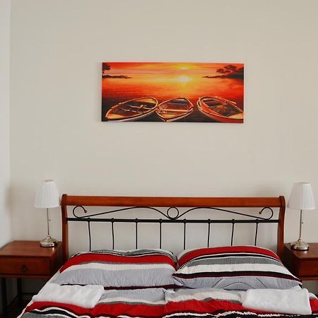 Apartment In The Heart Of Praga Esterno foto